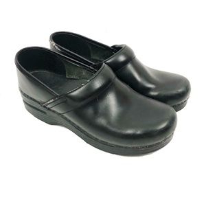 Best 25 Deals For Used Dansko Clogs Poshmark